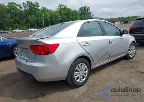 2013 Kia Forte Lx z USA, uszkodzony, nr VIN KNAFT4A29D5724932